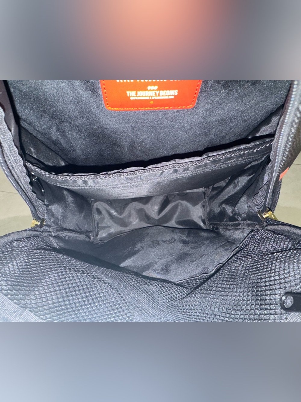 Sprayground Limited Edition Unisex Trippin Daily DLXSV Backpack & Lunchbox Set - Picture 8 of 15
